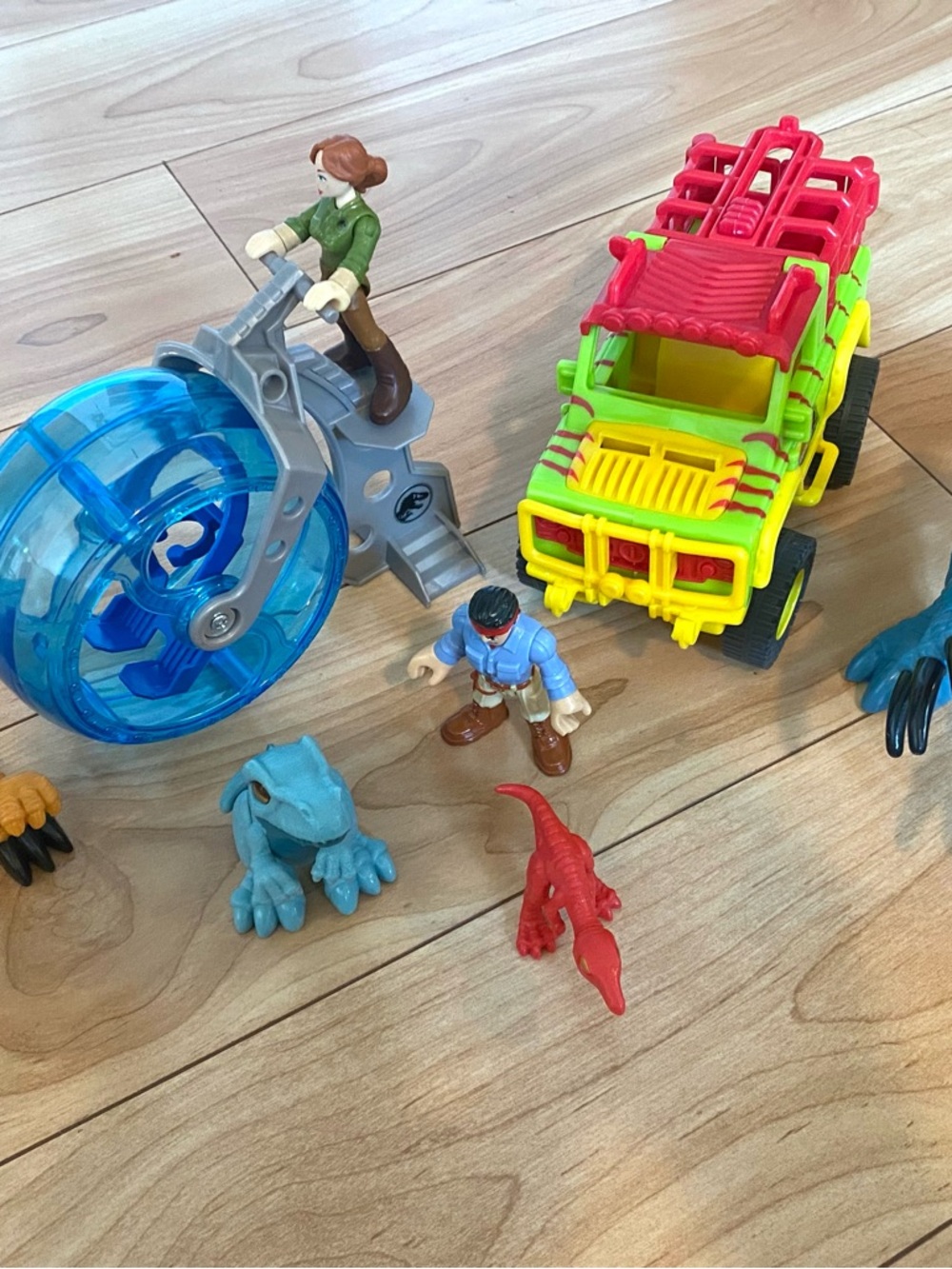 Jurassic Park/World toys
